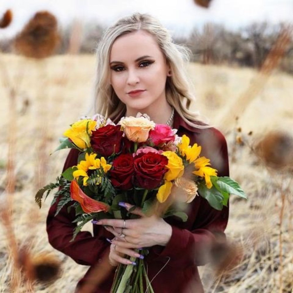 Meet your Posher, Alyssa